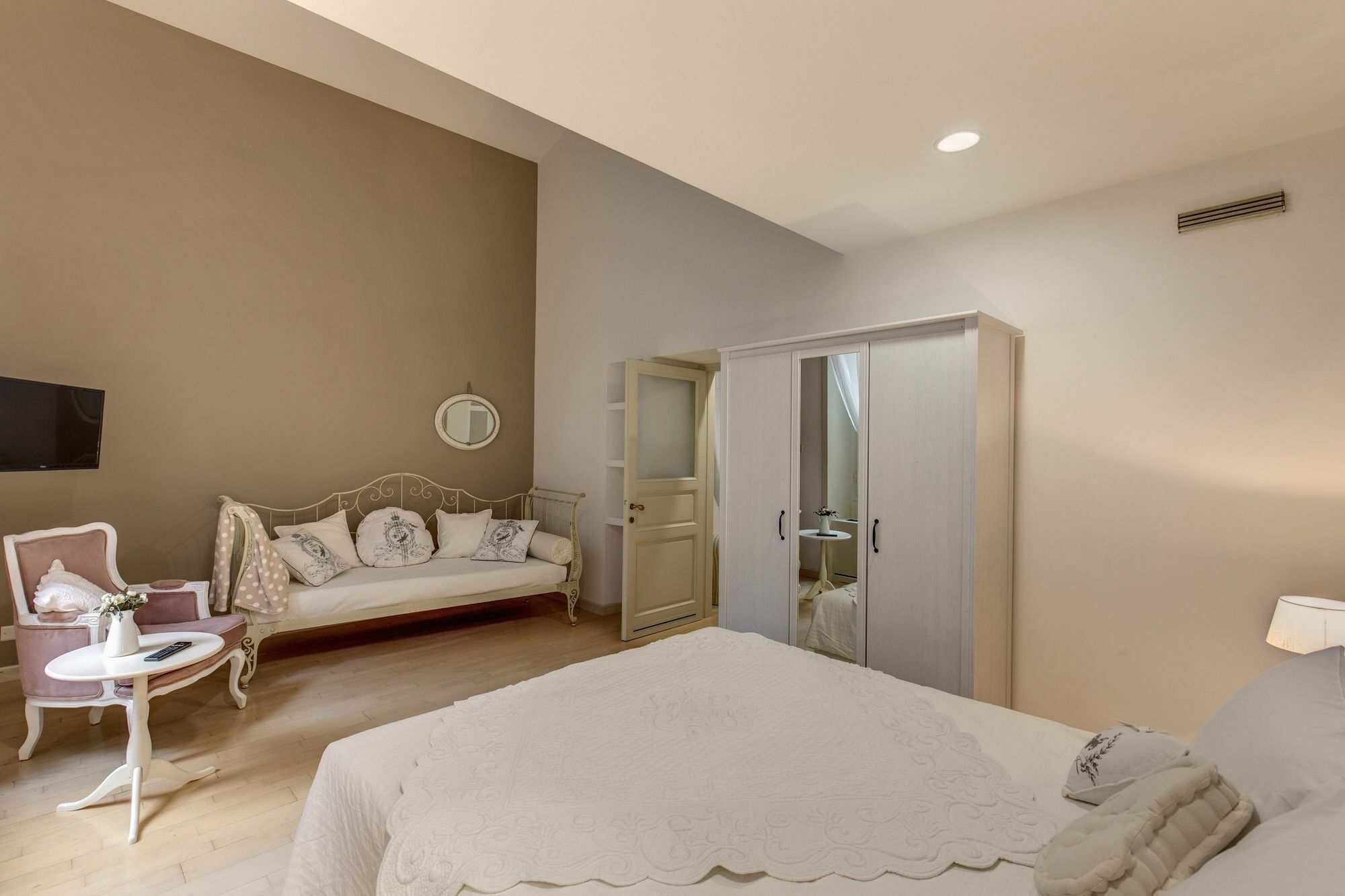 Trevi Miracle Suite Roma Exterior foto